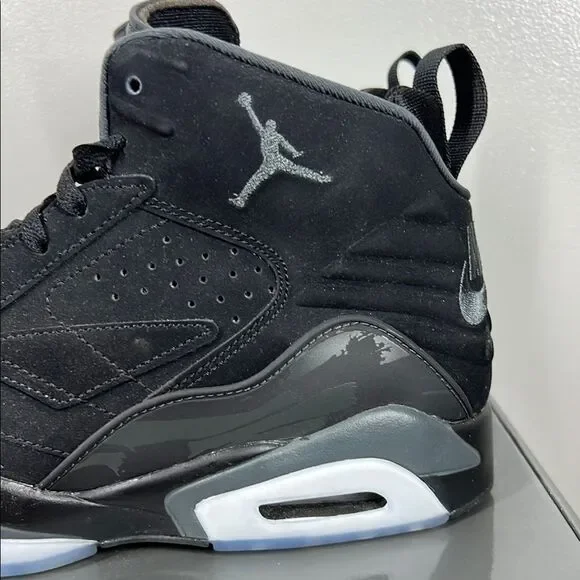 Authentic Jordan MVP Black Sneakers with box - Picture 4 of 8